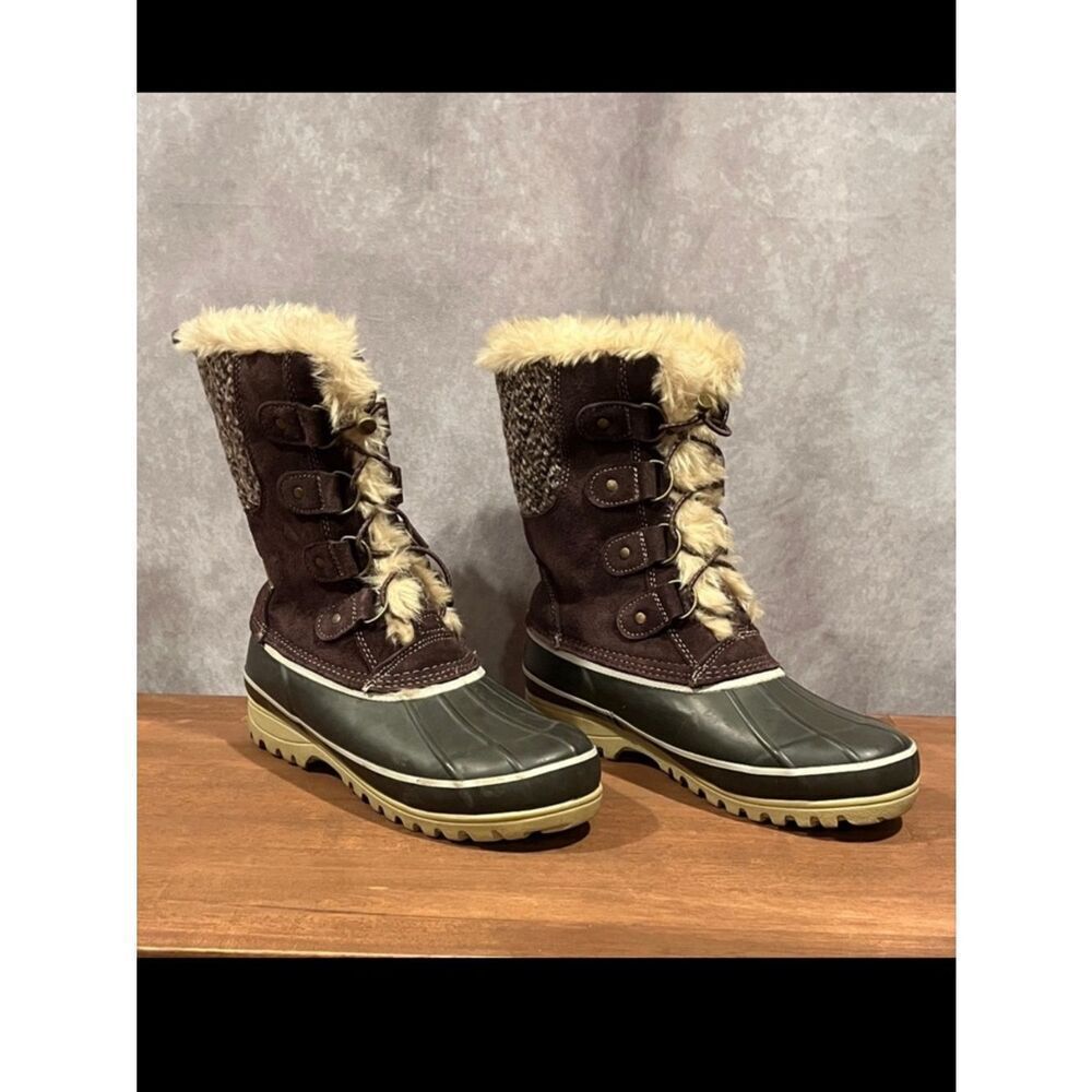 Khombu Newton Brown and Black Fur-Trim Winter Duck Boots size 9